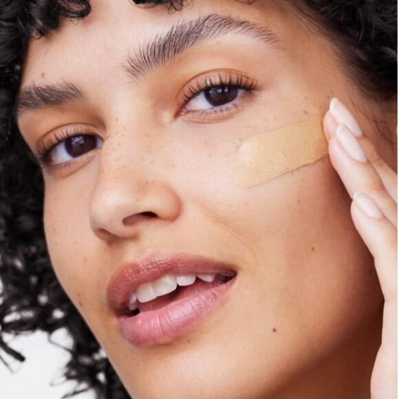 Clinique Superbalanced Foundation/Concealer WN 114 Golden (D) 30ml NIB - Picture 5 of 9